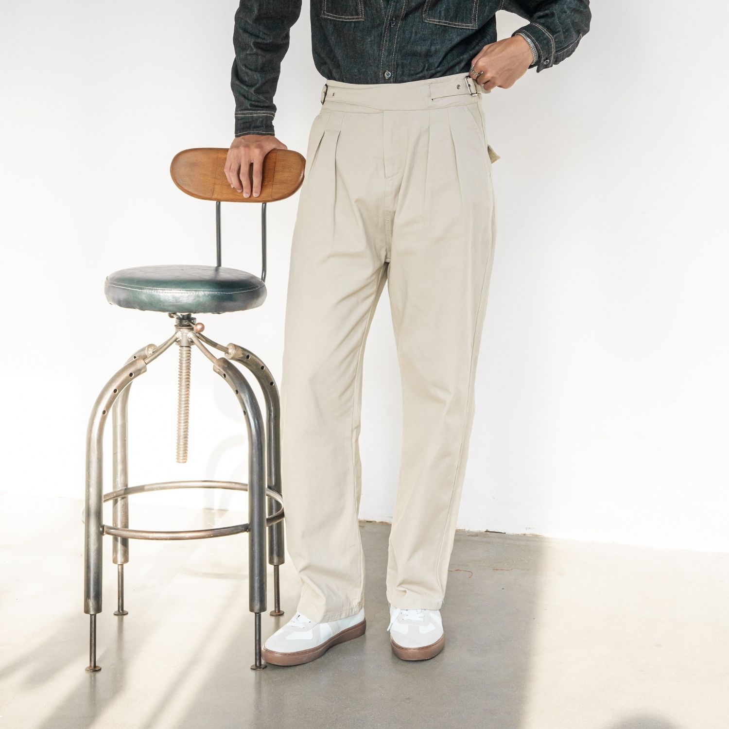 Quần Ryder Khaki trouser sidetap